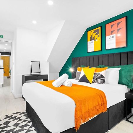 Luxury 3 Bedroom Apartment - Terrace - Near City Centre - Wifi - Smart Tv 1Mr Birmingham Dış mekan fotoğraf