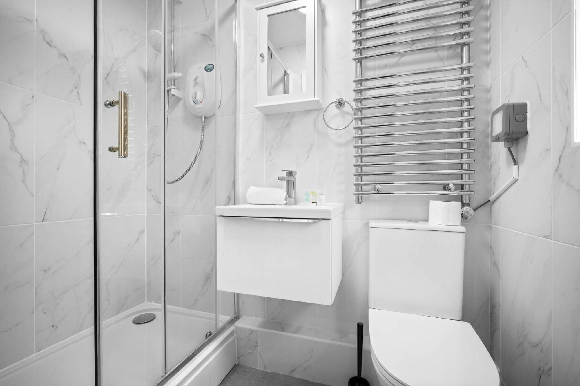 Luxury 3 Bedroom Apartment - Terrace - Near City Centre - Wifi - Smart Tv 1Mr Birmingham Dış mekan fotoğraf