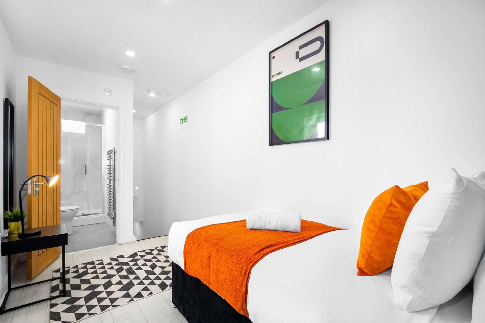 Luxury 3 Bedroom Apartment - Terrace - Near City Centre - Wifi - Smart Tv 1Mr Birmingham Dış mekan fotoğraf